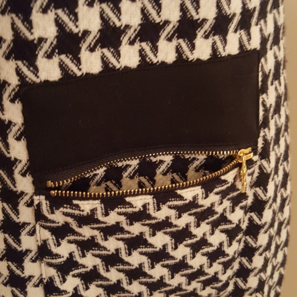 Dress - Picture 4 of 8